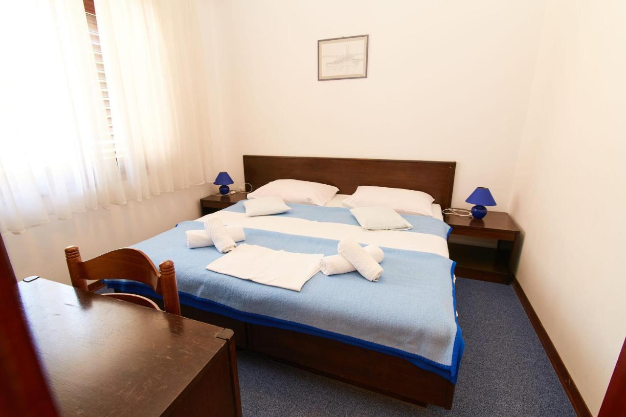 Apartments And Rooms With Parking Space Crikvenica - 19125 Bagian luar foto